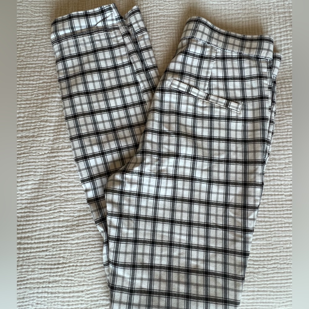 Hollister soft, plaid pants, straight leg